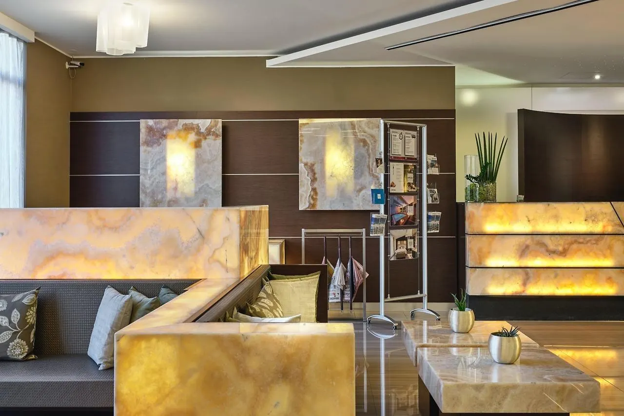 Winter Garden Hotel Bergamo Airport Grassobbio