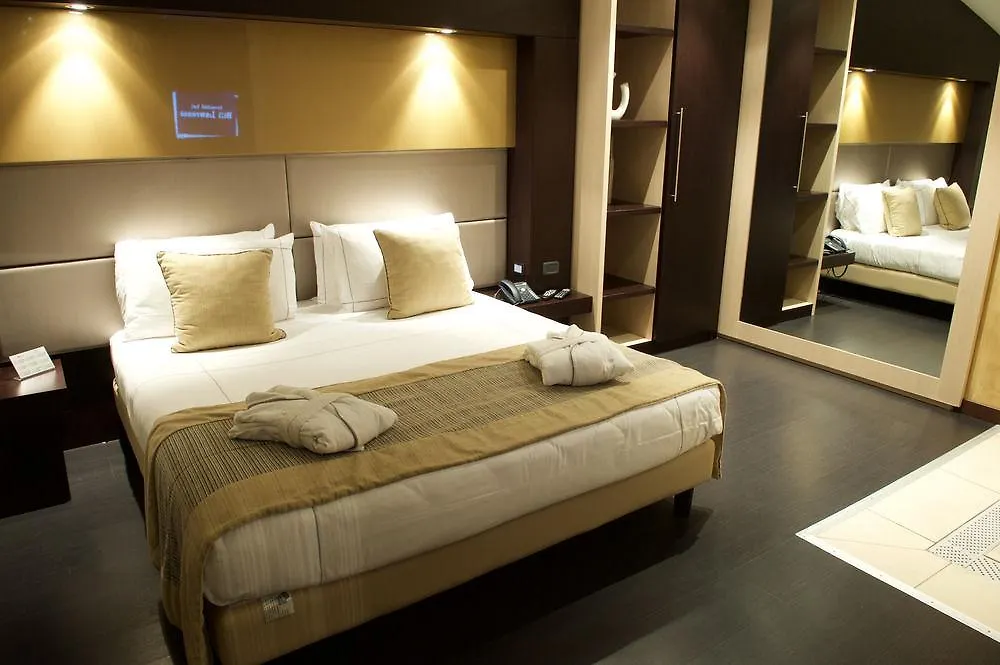 ****  Winter Garden Hotel Bergamo Airport Грассоббьо Италия